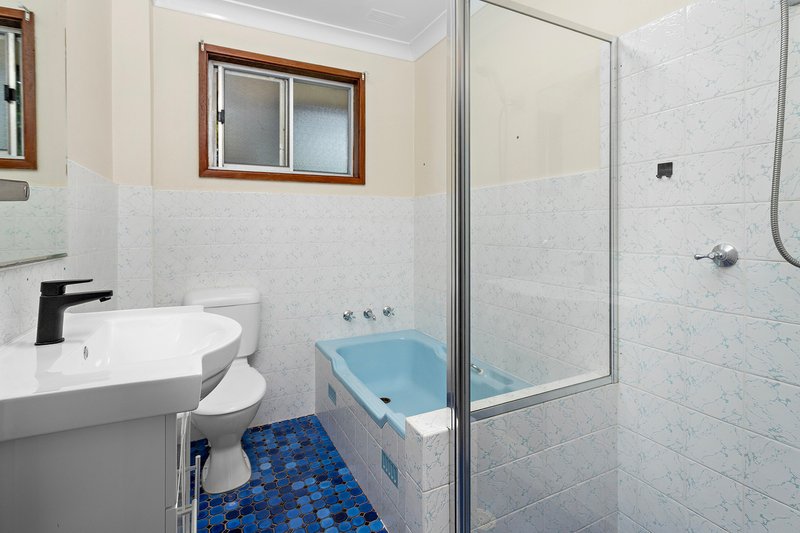 Photo - 41 Langson Avenue, Figtree NSW 2525 - Image 8