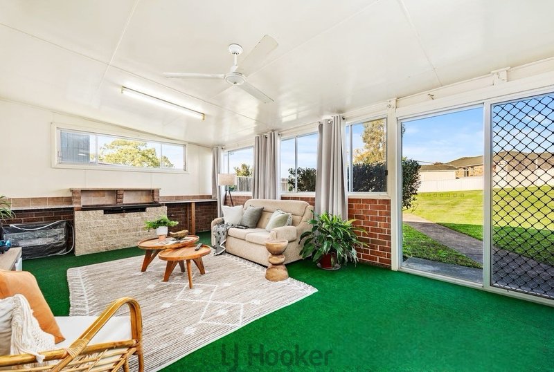 Photo - 41 Largs Avenue, Largs NSW 2320 - Image 5