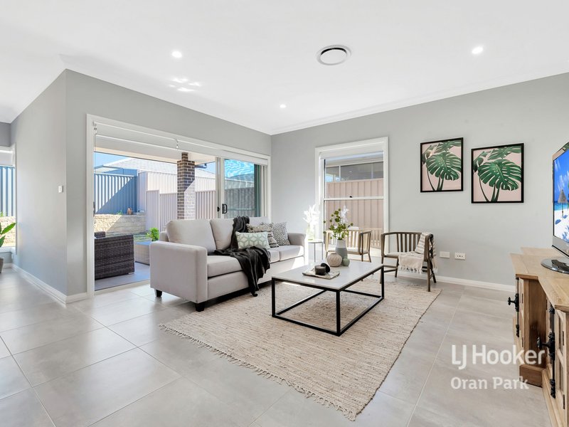 Photo - 41 Lawler Drive, Oran Park NSW 2570 - Image 4