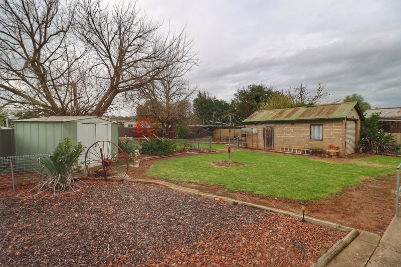Photo - 41 Lee Street, Cowra NSW 2794 - Image 13