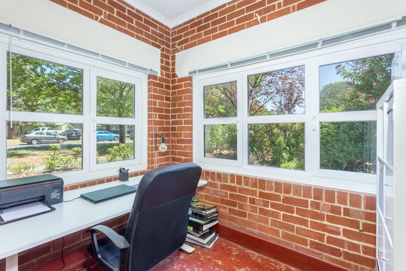 Photo - 41 Leichhardt Street, Kingston ACT 2604 - Image 6