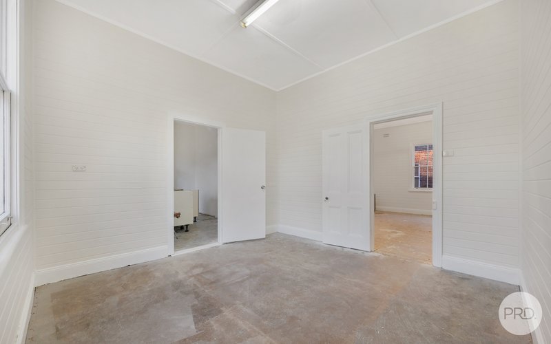 Photo - 41 Lemongrove Road, Penrith NSW 2750 - Image 5