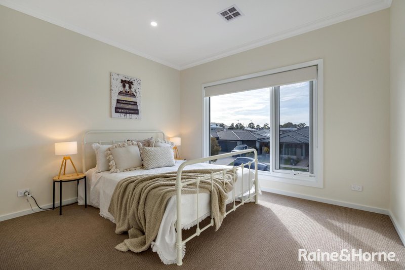 Photo - 41 Light Horse Circuit, Sunbury VIC 3429 - Image 23