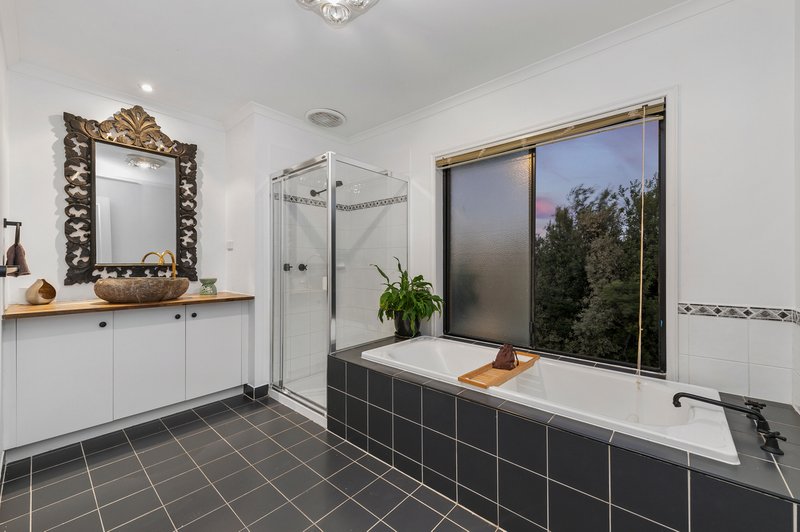 Photo - 41 Loddon Drive, Taylors Hill VIC 3037 - Image 20