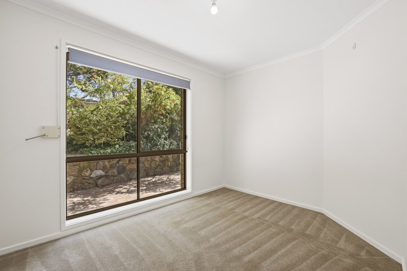 Photo - 41 Maclagan Street, Isaacs ACT 2607 - Image 5