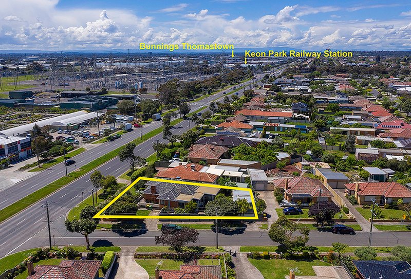 41 Mahoneys Road, Reservoir VIC 3073