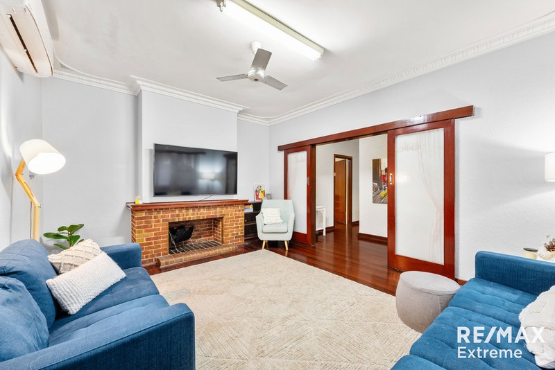 Photo - 41 Mallard Way, Cannington WA 6107 - Image 2