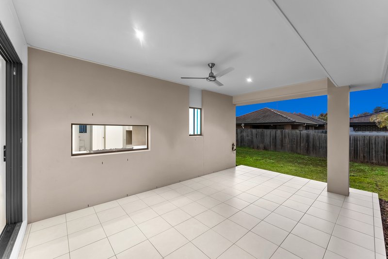 Photo - 41 Manhattan Crescent, North Lakes QLD 4509 - Image 14