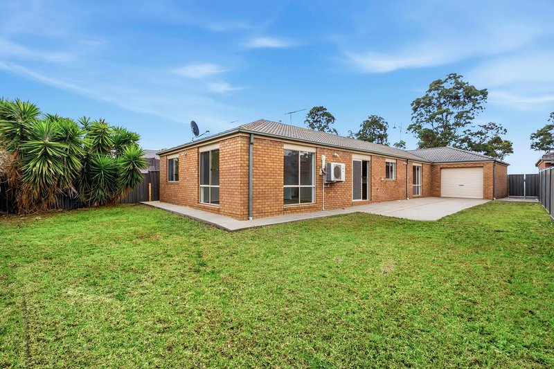 Photo - 41 Manor Lakes Boulevard, Manor Lakes VIC 3024 - Image 2
