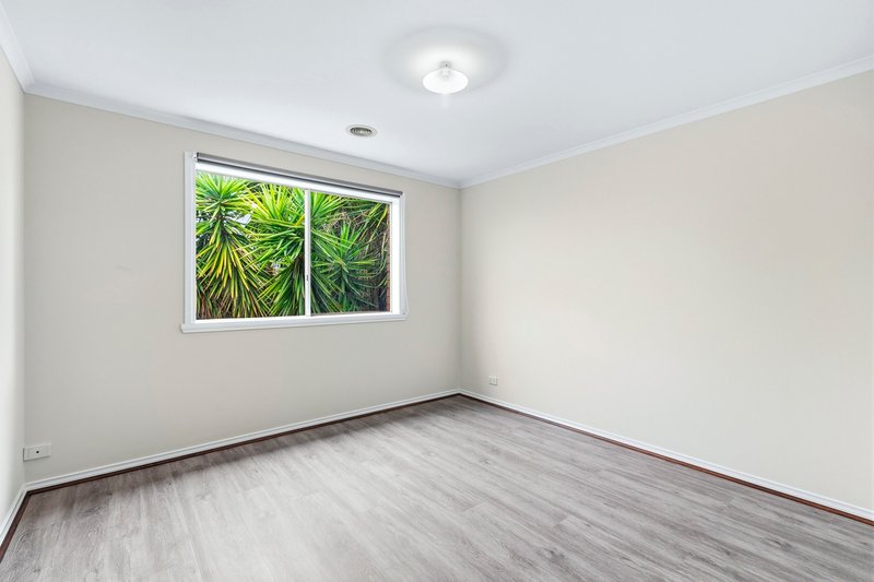 Photo - 41 Manor Lakes Boulevard, Manor Lakes VIC 3024 - Image 16