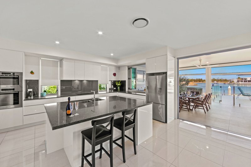 Photo - 41 Marina Parade, Jacobs Well QLD 4208 - Image 2