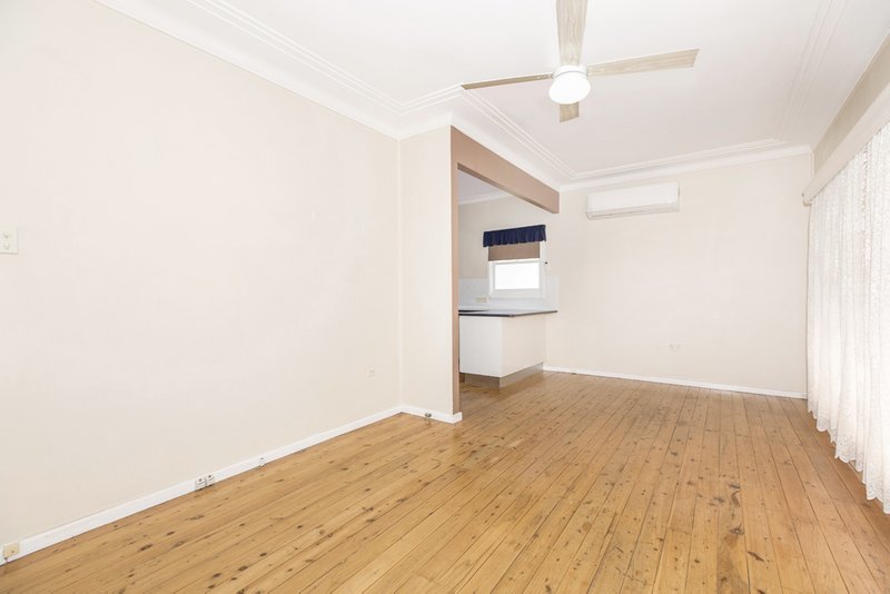 Photo - 41 Martindale Street, Wallsend NSW 2287 - Image 6