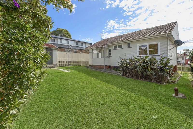 Photo - 41 Martindale Street, Wallsend NSW 2287 - Image 9