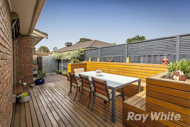 Photo - 4/1 Maxine Court, Mount Waverley VIC 3149 - Image 10