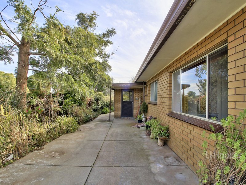 Photo - 41 Mceacharn Street, East Bairnsdale VIC 3875 - Image 13