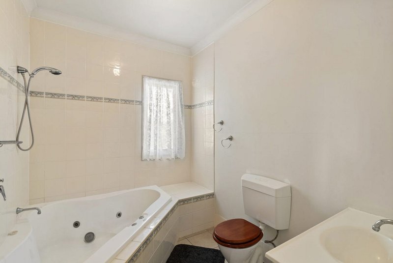 Photo - 41 Meemar Street, Chermside QLD 4032 - Image 13