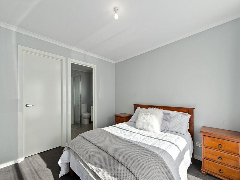 Photo - 41 Menin Drive, Brighton TAS 7030 - Image 10