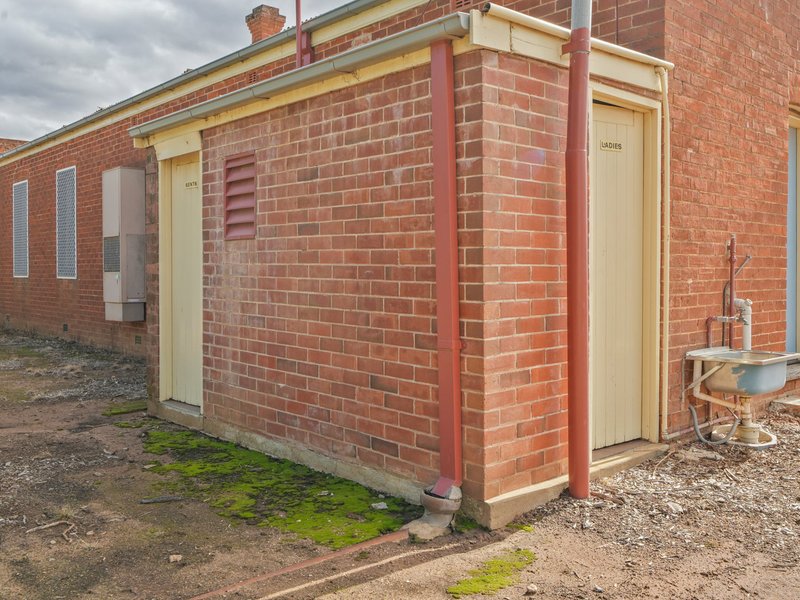 Photo - 41 Merilba Street, Narromine NSW 2821 - Image 12