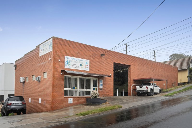 Photo - 41 Molan Street, Ringwood VIC 3134 - Image 1