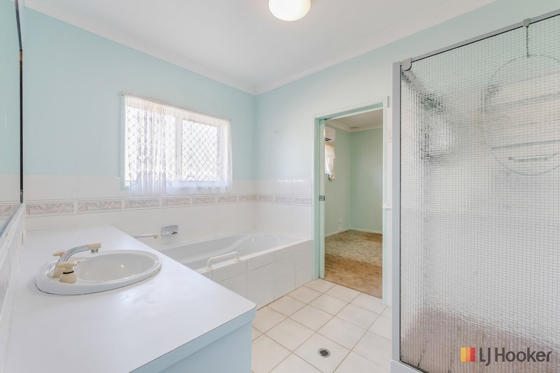 Photo - 41 Moore Park Road, Moore Park Beach QLD 4670 - Image 9