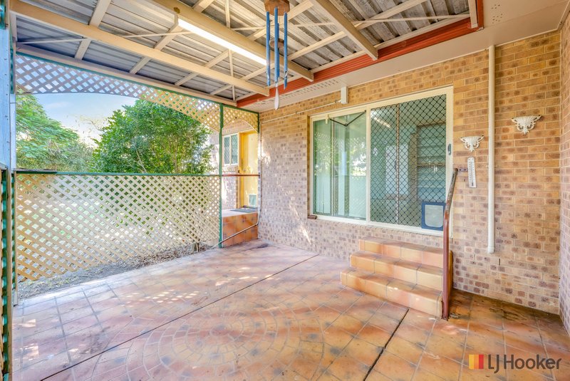 Photo - 41 Moore Park Road, Moore Park Beach QLD 4670 - Image 16