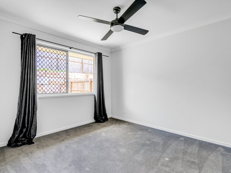 Photo - 41 Mortimer Drive, Flagstone QLD 4280 - Image 13