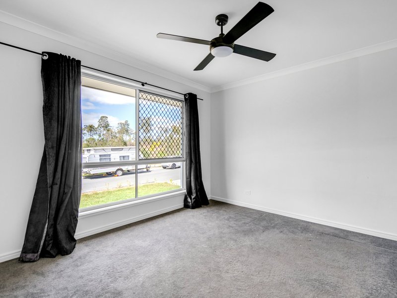 Photo - 41 Mortimer Drive, Flagstone QLD 4280 - Image 14