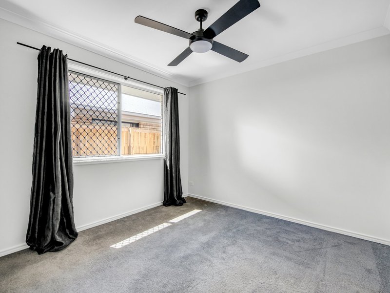 Photo - 41 Mortimer Drive, Flagstone QLD 4280 - Image 15