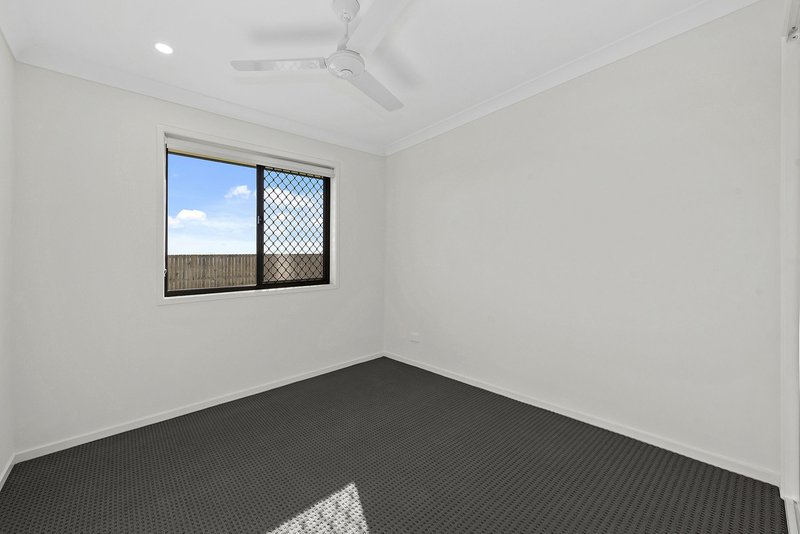 Photo - 41 Mulberry Circuit, Gleneagle QLD 4285 - Image 7