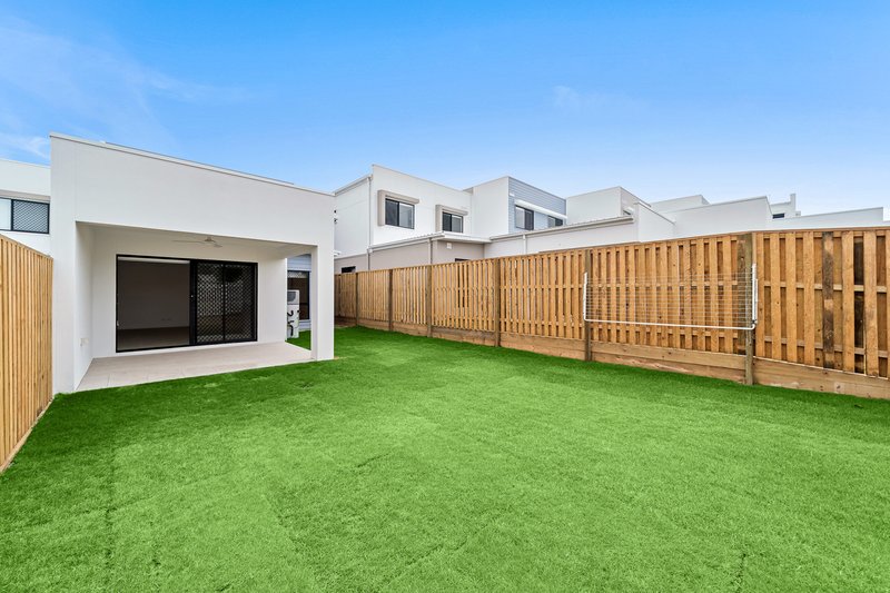 Photo - 41 Murchison Street, White Rock QLD 4306 - Image 25