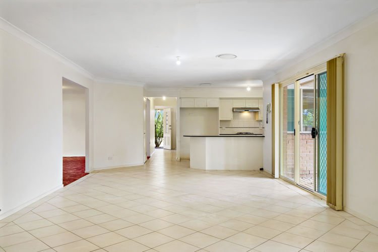 Photo - 41 Newhaven Avenue, Blacktown NSW 2148 - Image 3