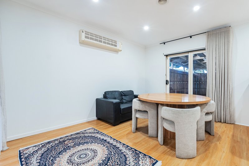 Photo - 41 Northleigh Avenue, Craigieburn VIC 3064 - Image 8