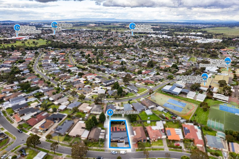 Photo - 41 Northleigh Avenue, Craigieburn VIC 3064 - Image 24