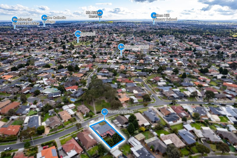 Photo - 41 Northleigh Avenue, Craigieburn VIC 3064 - Image 26
