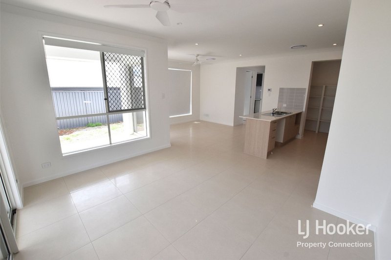 Photo - 41 Northmarque Street, Carseldine QLD 4034 - Image 13