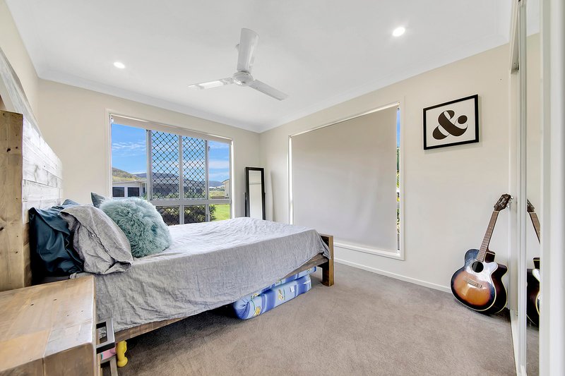 Photo - 41 Olympia Avenue, Pacific Heights QLD 4703 - Image 12
