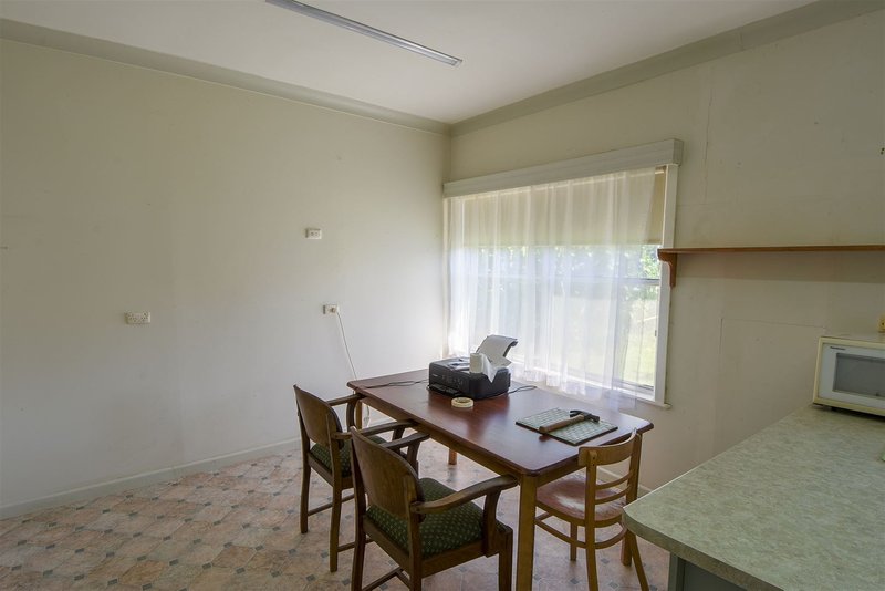 Photo - 41 Orme Street, Edenhope VIC 3318 - Image 4