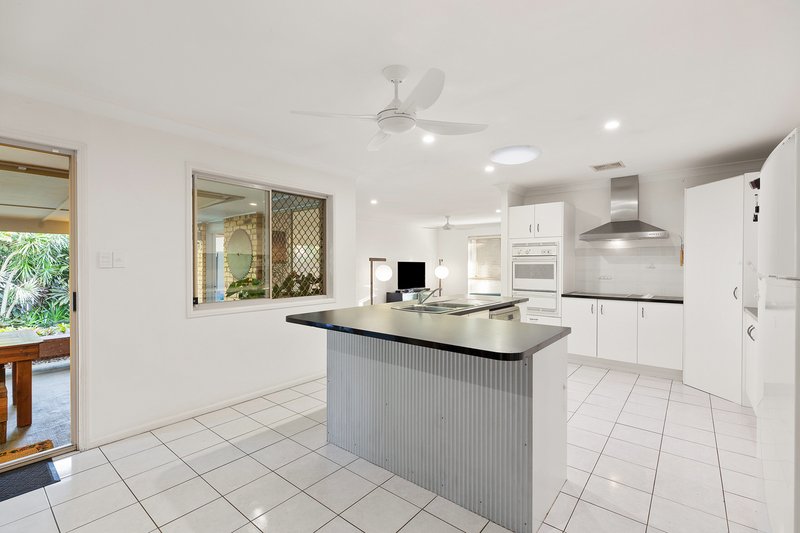 Photo - 41 Outlook Drive, Tewantin QLD 4565 - Image 17