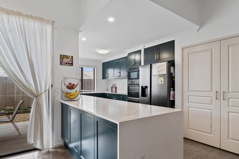 Photo - 41 Outlook Drive, Waterford QLD 4133 - Image 4