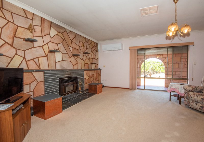 Photo - 41 Parfitt Street, Whyalla Jenkins SA 5609 - Image 8