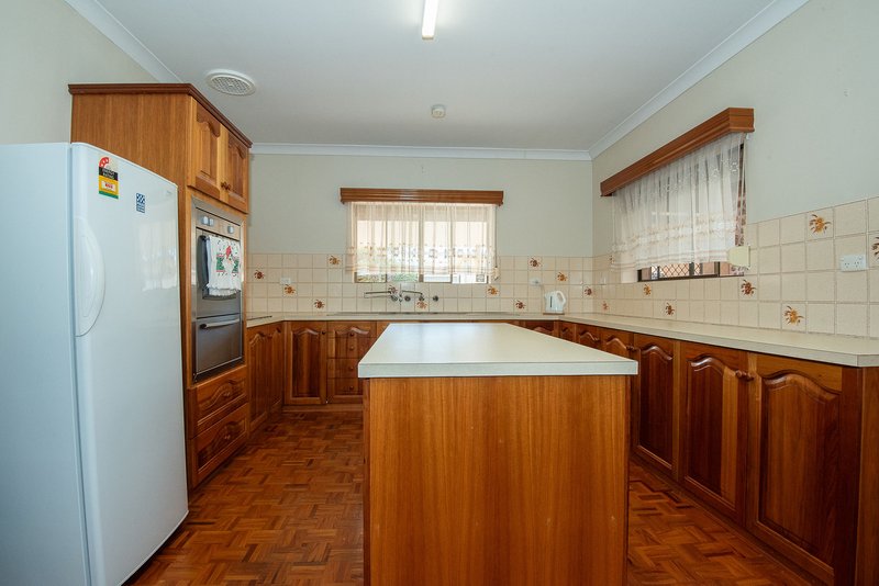 Photo - 41 Parfitt Street, Whyalla Jenkins SA 5609 - Image 14