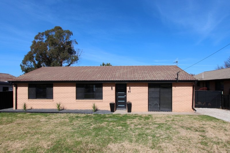 41 Park Street, Eglinton NSW 2795