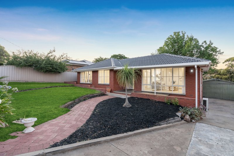 Photo - 41 Parklands Crescent, Reynella SA 5161 - Image 2