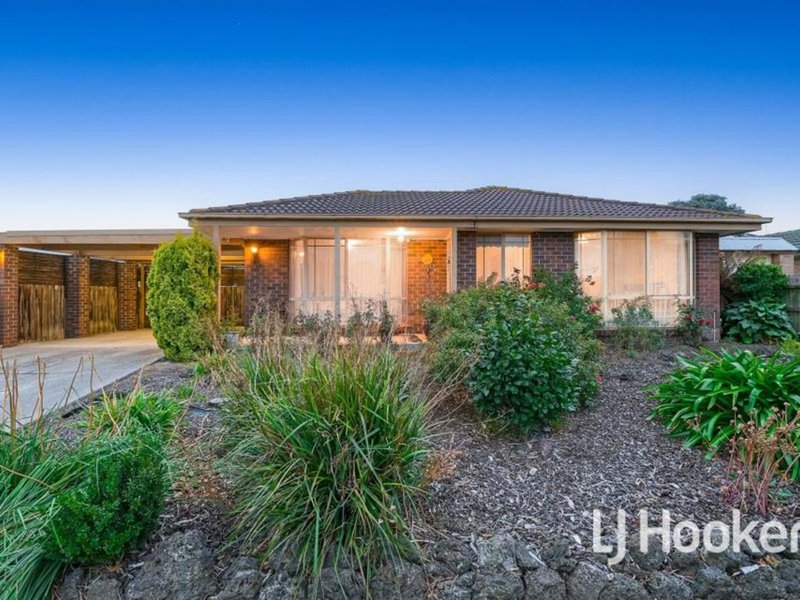 Photo - 41 Parman Avenue, Pakenham VIC 3810 - Image 11