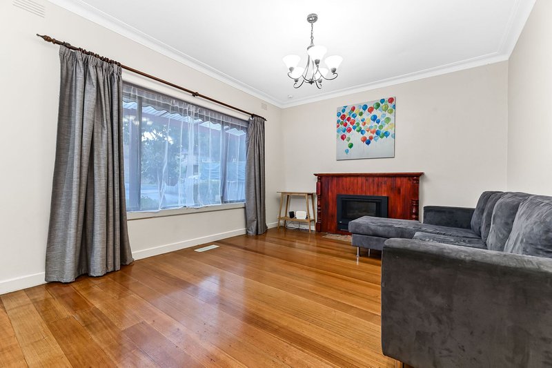 Photo - 41 Phillip Avenue, Springvale VIC 3171 - Image 3