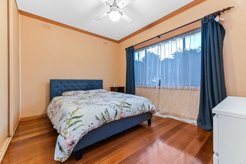 Photo - 41 Phillip Avenue, Springvale VIC 3171 - Image 6