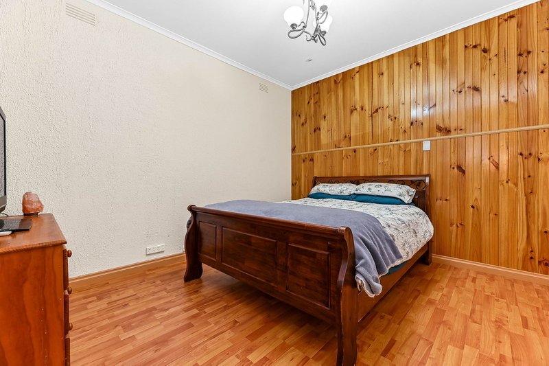 Photo - 41 Phillip Avenue, Springvale VIC 3171 - Image 7