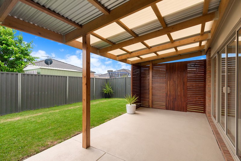 Photo - 41 Pomegranate Way, Pakenham VIC 3810 - Image 11