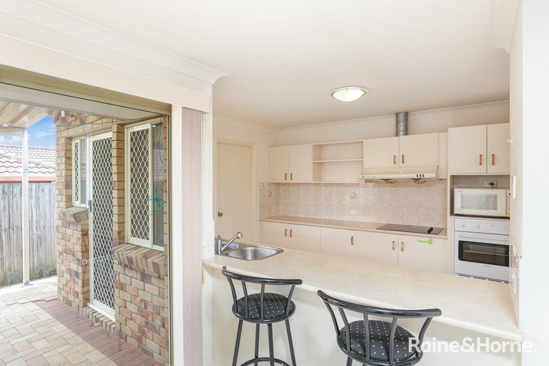 Photo - 41 Premworth Place, Runcorn QLD 4113 - Image 3