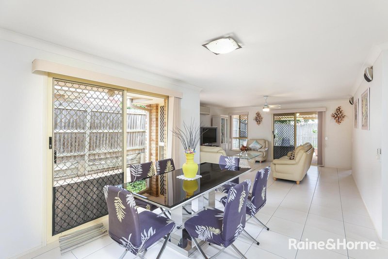 Photo - 41 Premworth Place, Runcorn QLD 4113 - Image 4